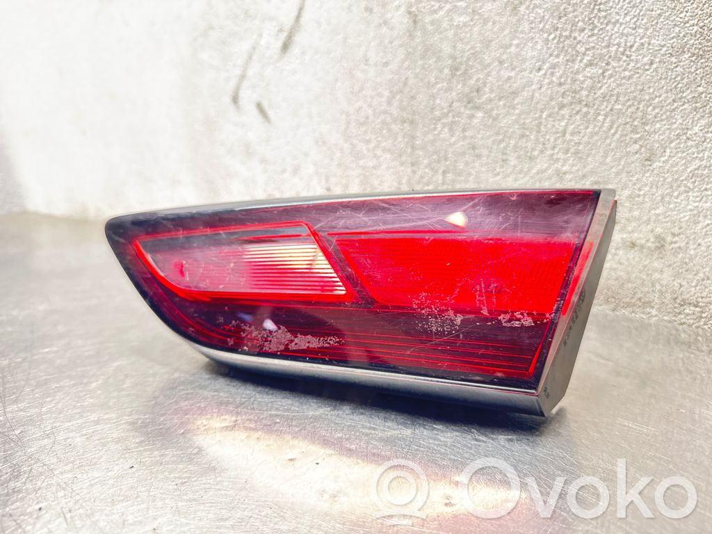 Opel Astra K Lampy tylnej klapy bagażnika 