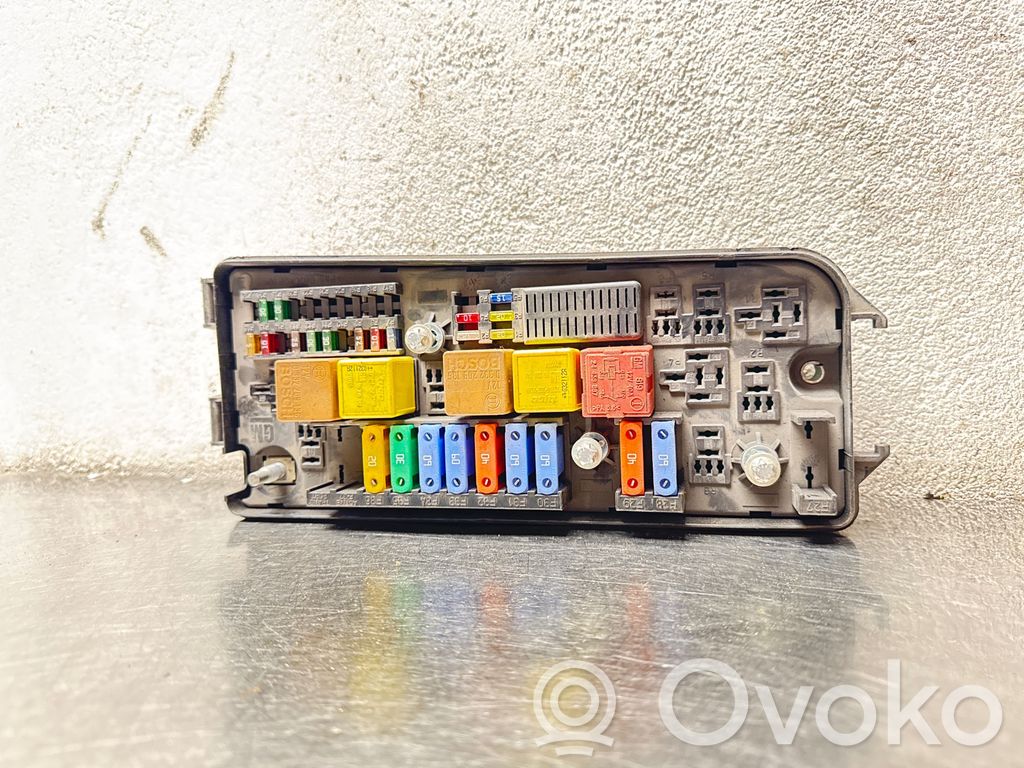 Opel Vectra C Set scatola dei fusibili 