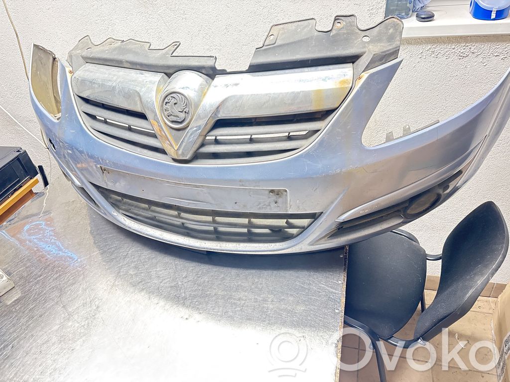 Opel Corsa D Parachoques delantero 