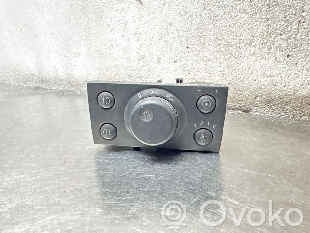 Interruptor de luz   13229539,0320,2426,LK04060053