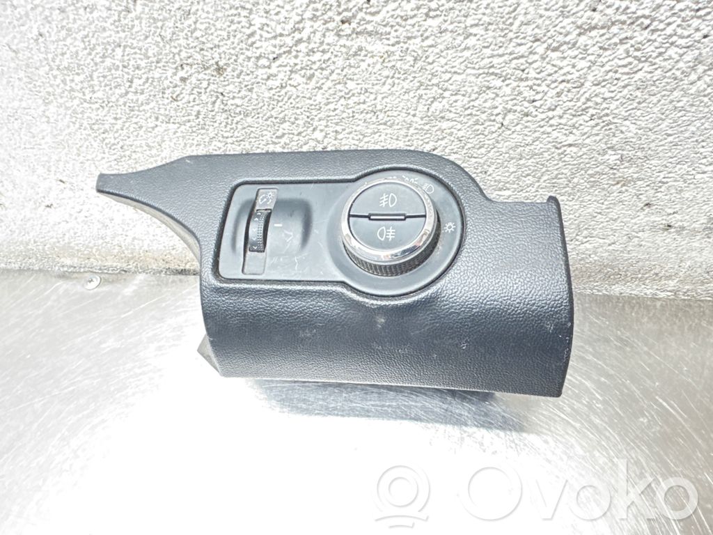Opel Insignia A Comutator lumini 