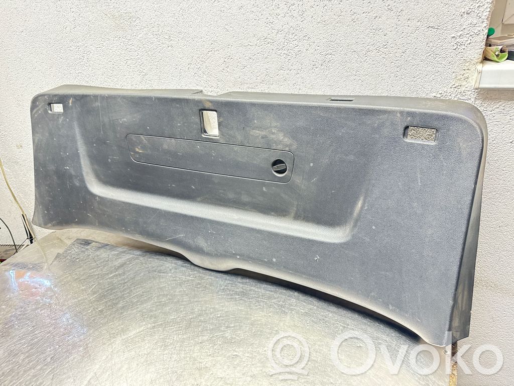 Audi Q7 4M Poszycie / Tapicerka tylnej klapy bagażnika 