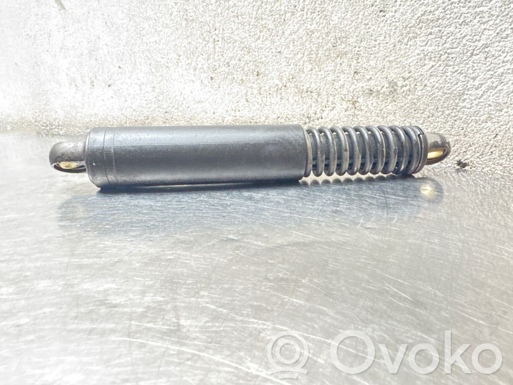Volvo C70 Tailgate/trunk strut/damper 