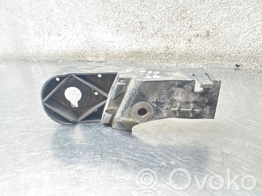 Saab 9-5 Front bumper mounting bracket 