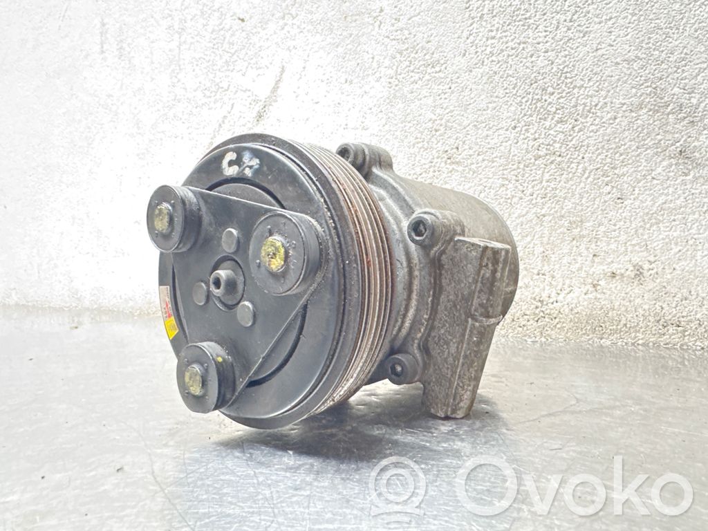 Saab 9000 CS Ilmastointilaitteen kompressorin pumppu (A/C) 