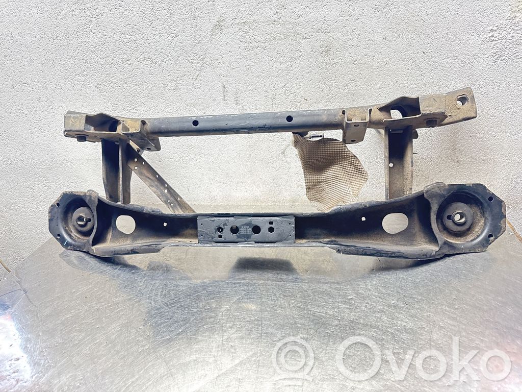 Volvo S40 Galinis traversas 