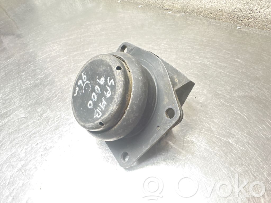 Wspornik / Mocowanie silnika   4165510