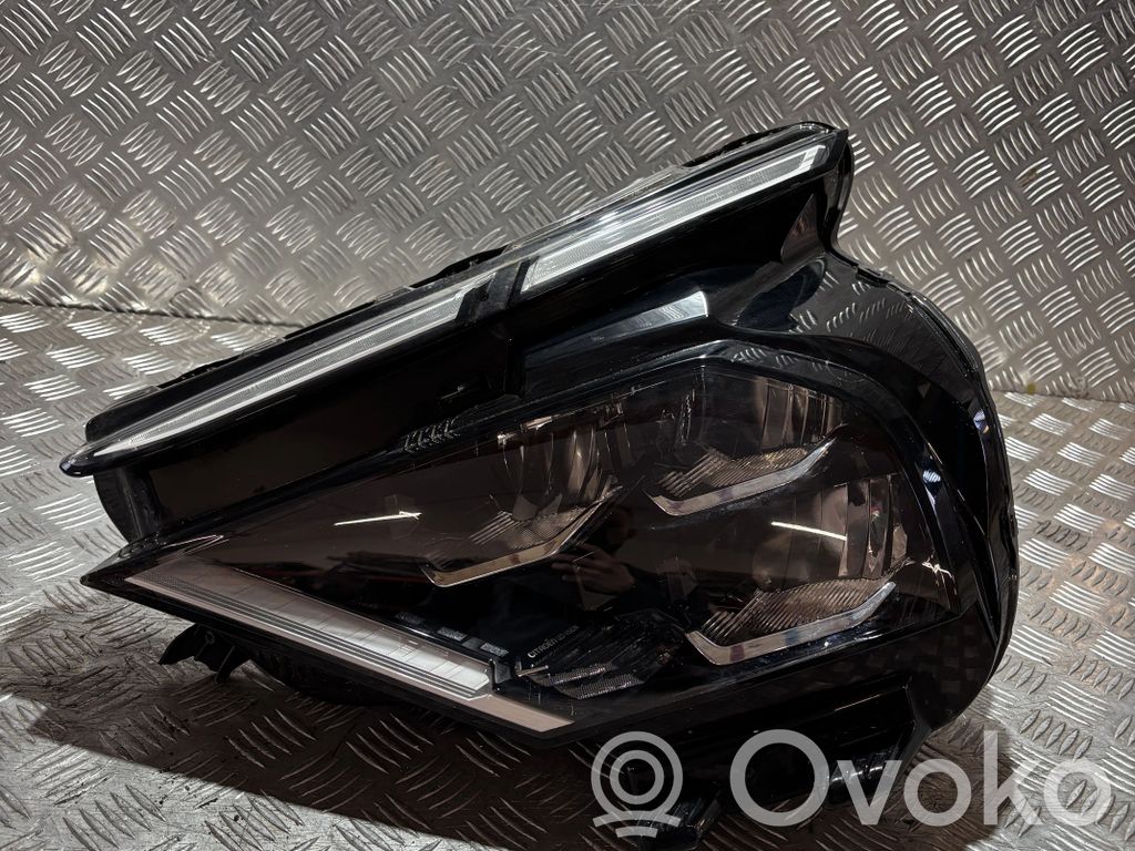 Citroen C4 III e-C4 Lot de 2 lampes frontales / phare 