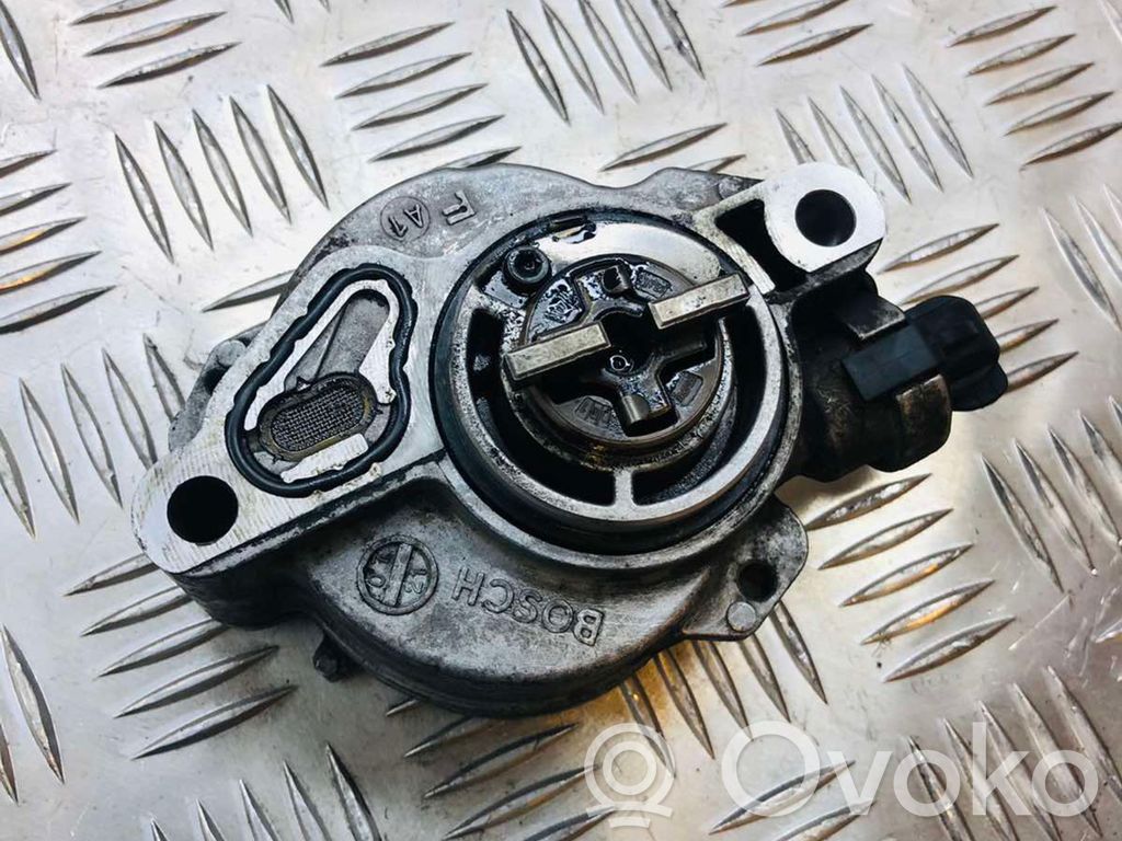 Vacuum pump