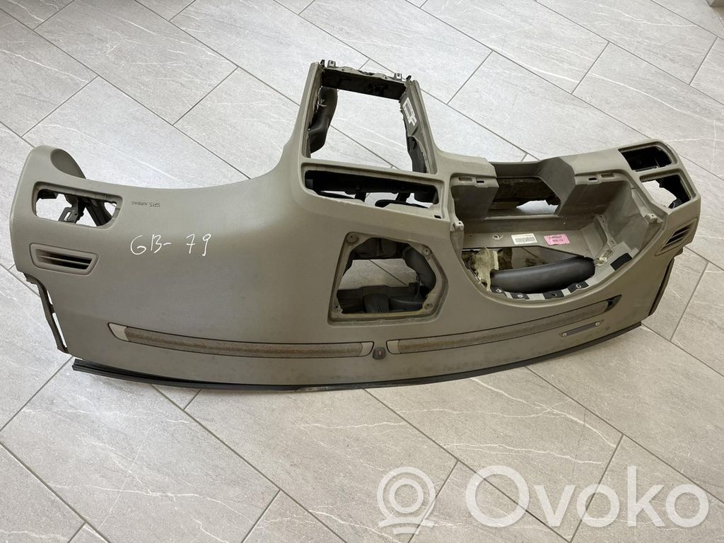 Volvo S60 Panelis 