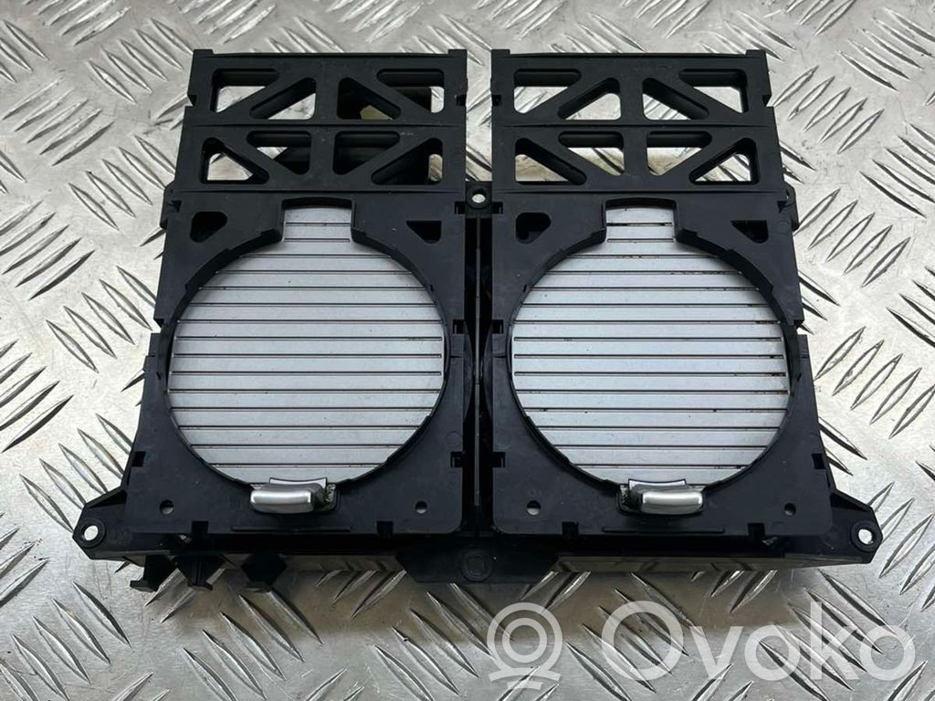BMW 7 E65 E66 Cup holder front 