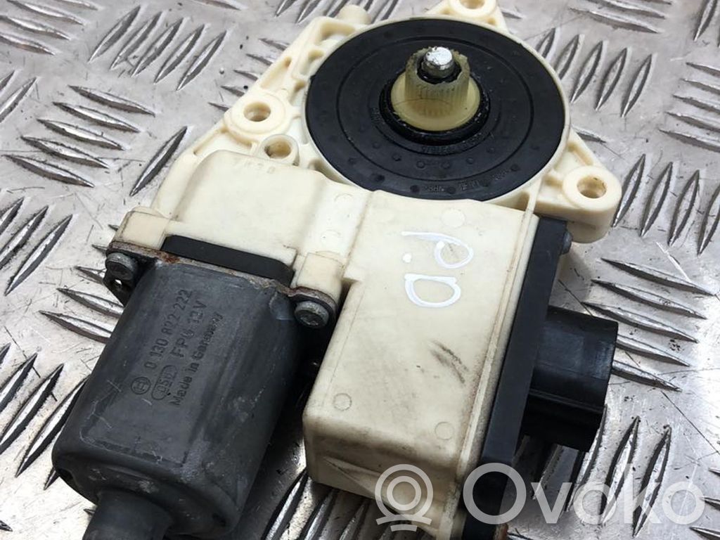 BMW X3 E83 Front door window regulator motor 