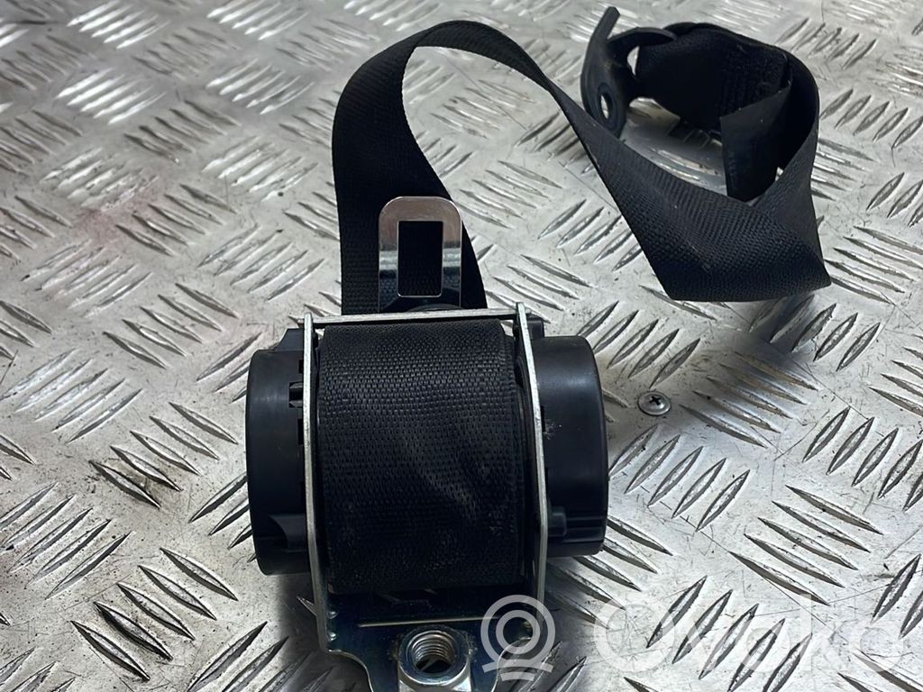 Opel Astra H Takaistuimen turvavyö 