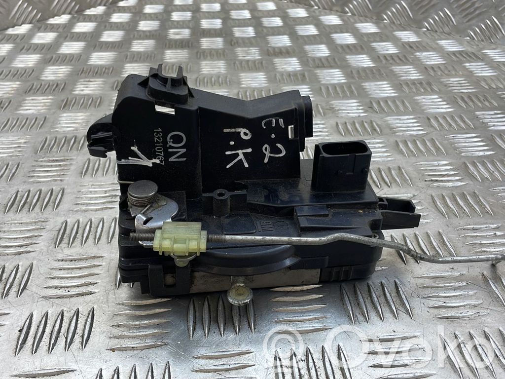 Opel Vectra C Etuoven lukko 