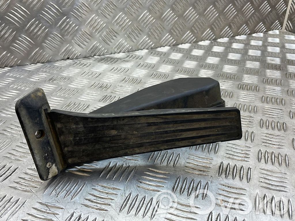 BMW 1 E81 E87 Accelerator throttle pedal 