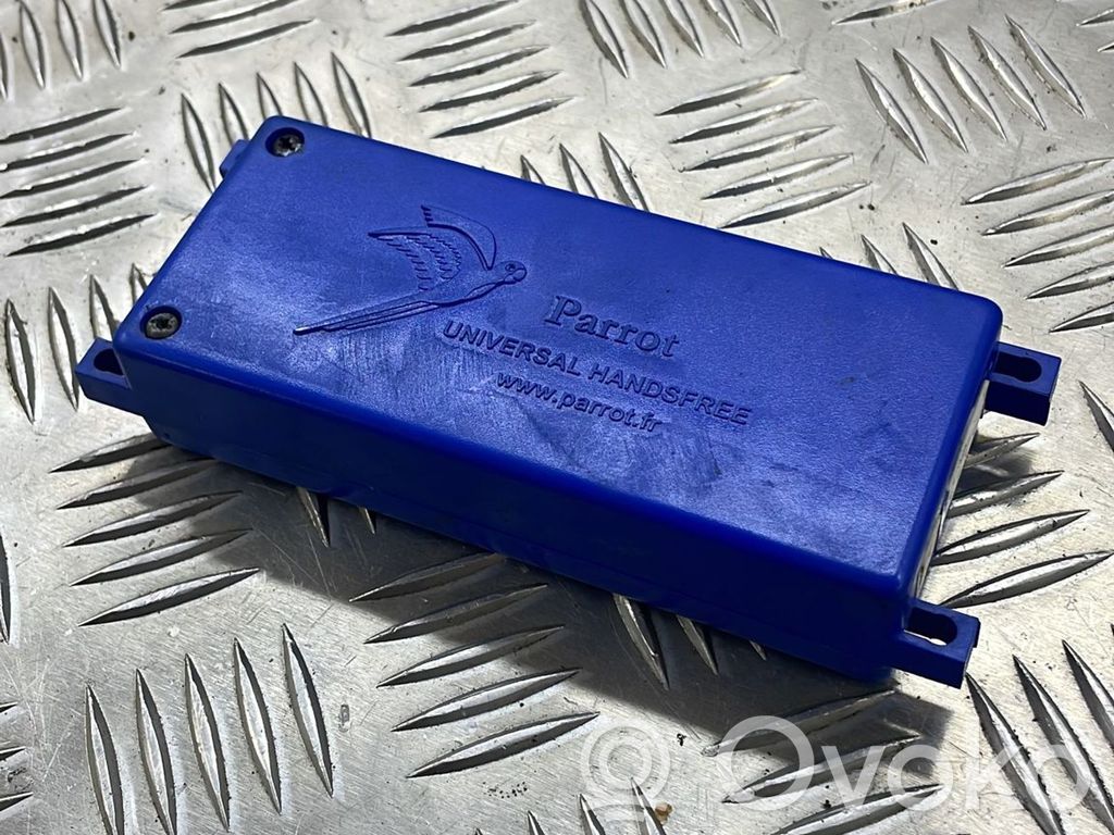 Audi A3 S3 8P Bluetooth control unit module 