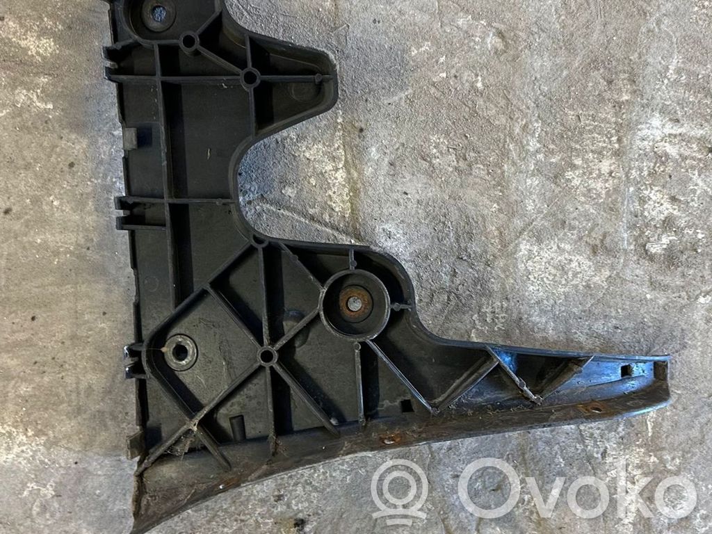 Audi A6 S6 C6 4F Soporte de montaje del parachoques trasero 