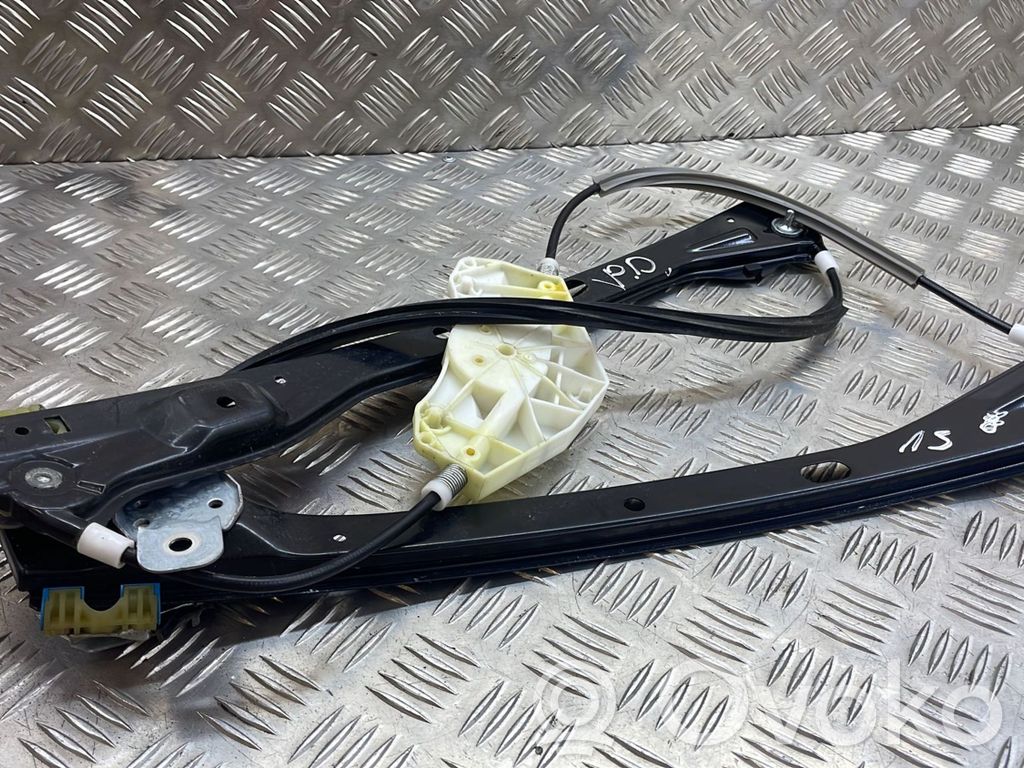 Mechanizm podnoszenia szyby przedniej bez silnika   994858108
