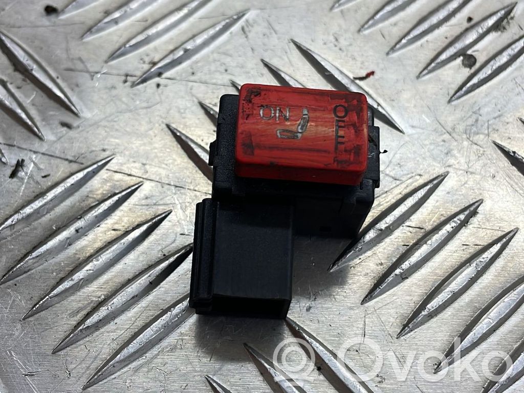 Audi A8 S8 D3 4E Switch for retractable tow bar 