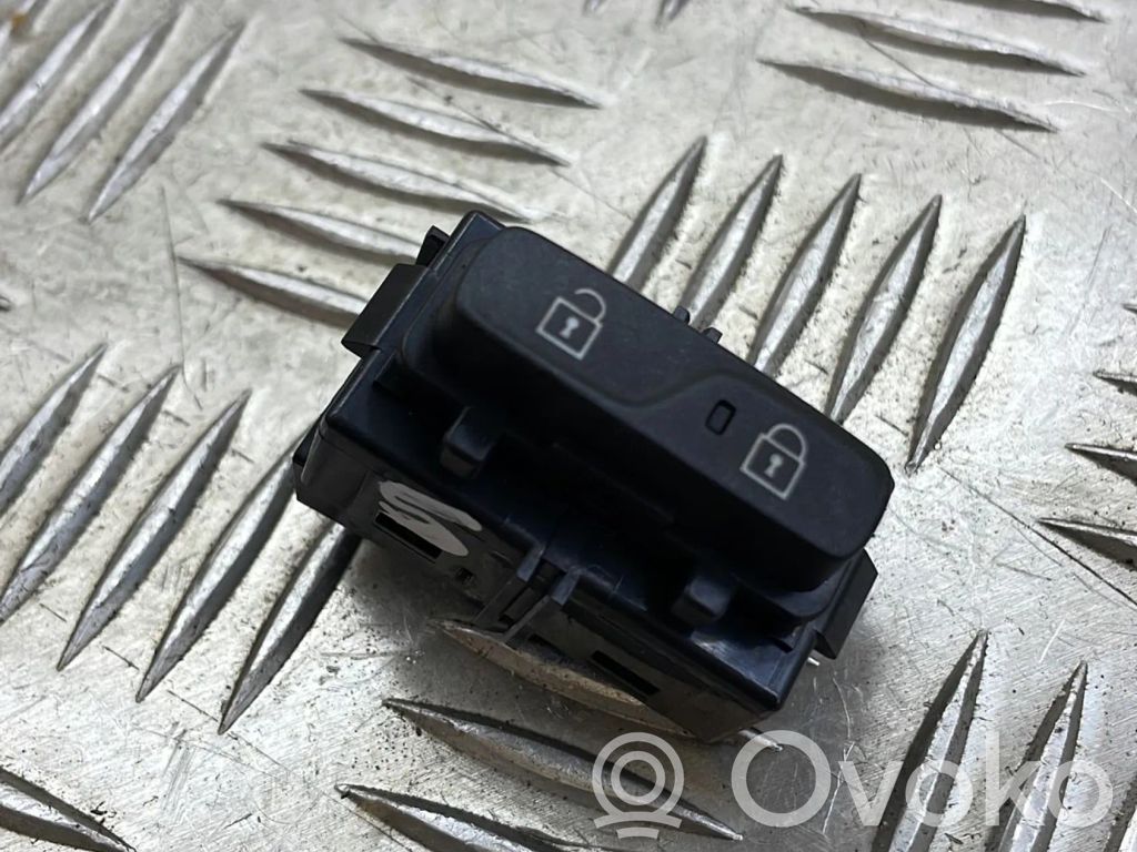 Central locking switch button   31318989