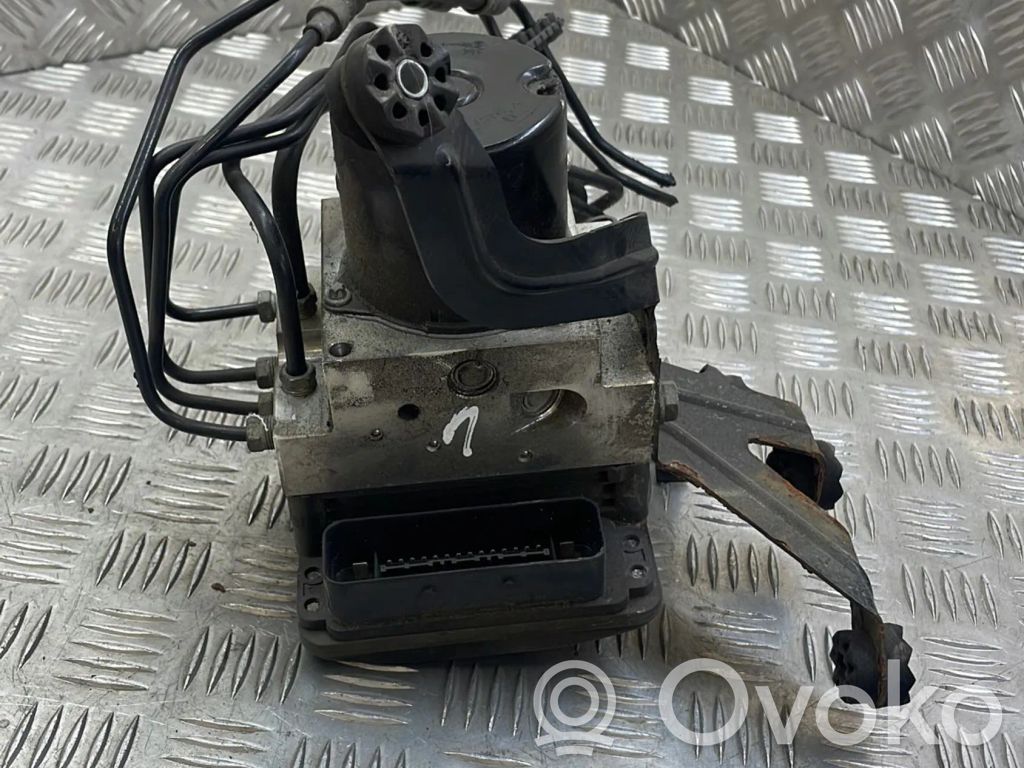 BMW 5 E60 E61 ABS Pump 
