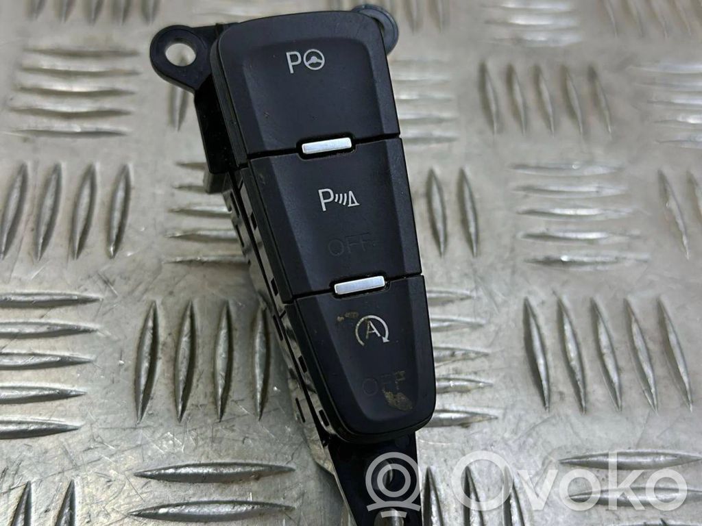 Ford Focus Parking (PDC) sensor switch 