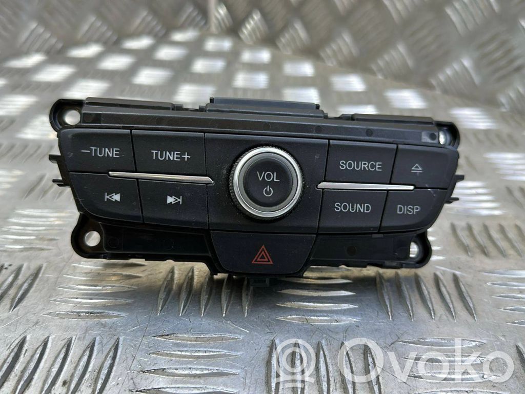 Ford Focus Multimediju kontrolieris 