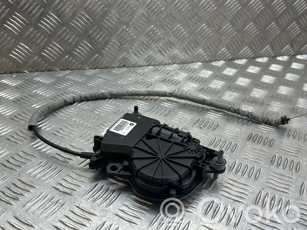 BMW 5 GT F07 Siłownik elektryczny podnoszenia klapy tylnej / bagażnika 