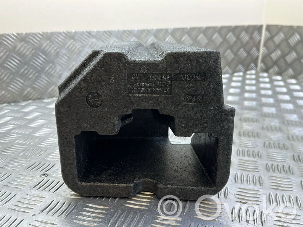 Opel Astra K Glove box in trunk 