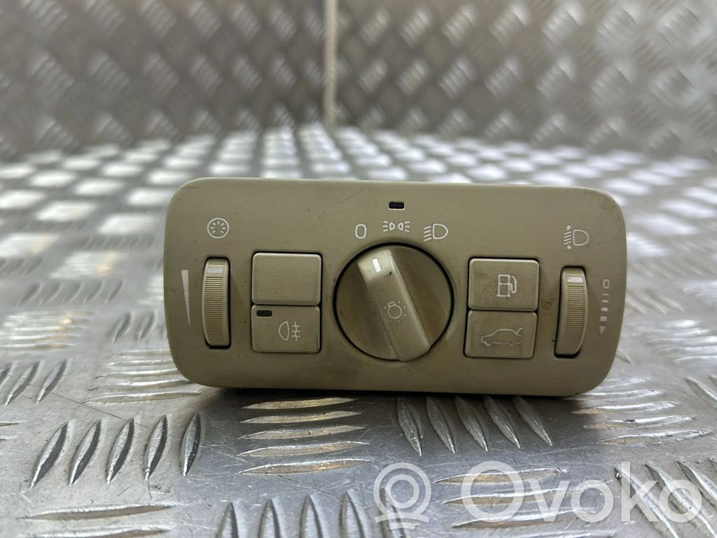Volvo XC60 Light switch 