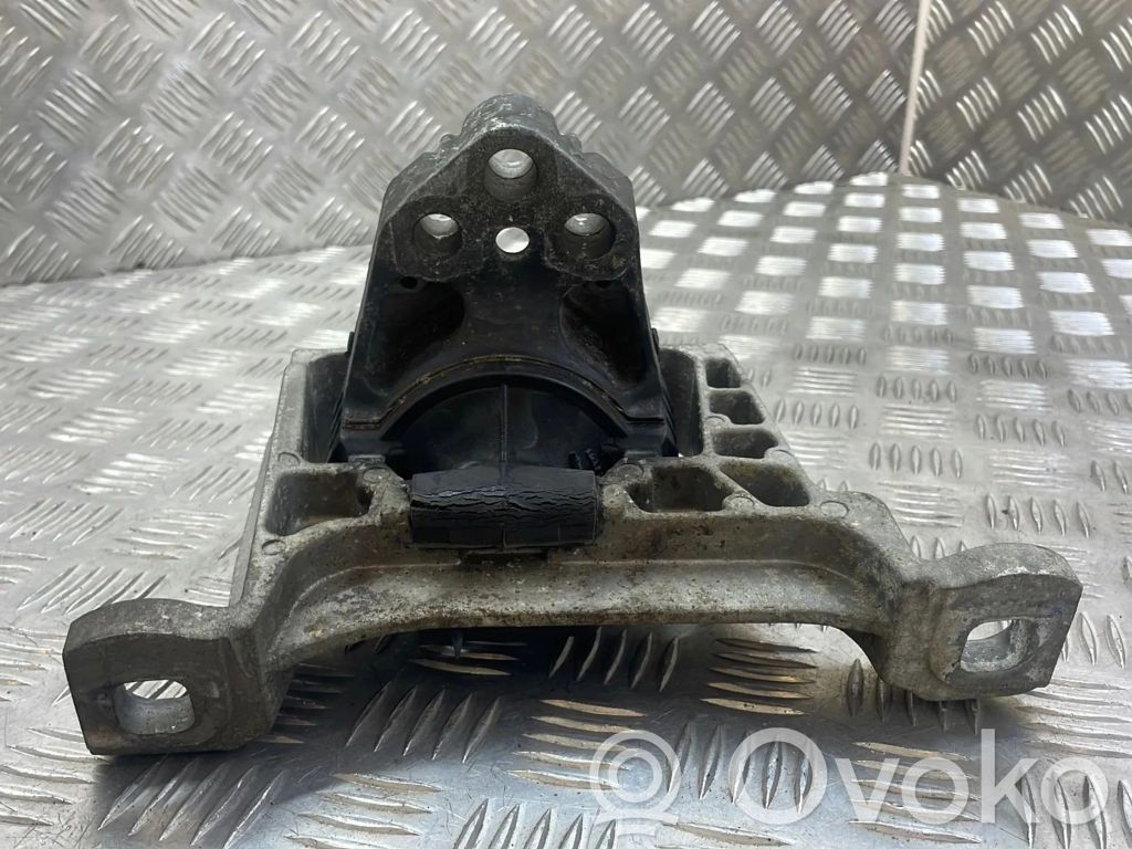 Ford Grand C-MAX Engine mount bracket 