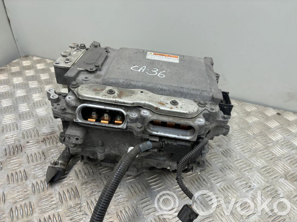 Lexus IS III XE30 Inversor/convertidor de voltaje 