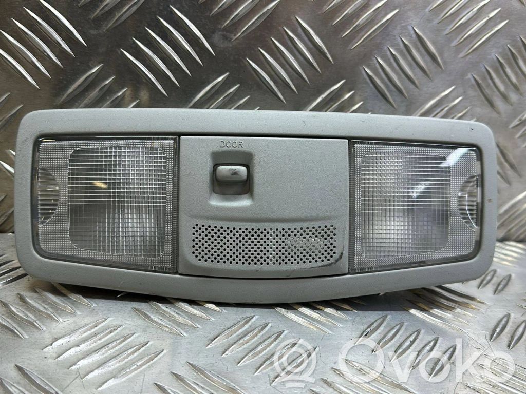 Mitsubishi Lancer X Luz del asiento delantero 
