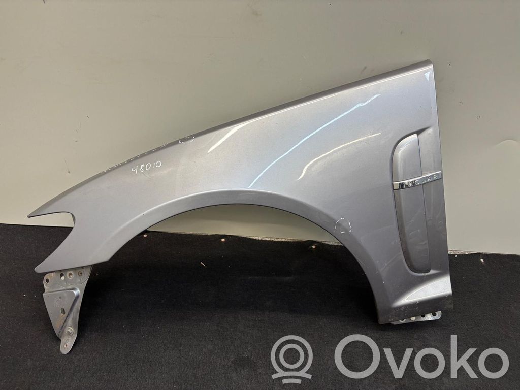 Jaguar XF Guardabarro 