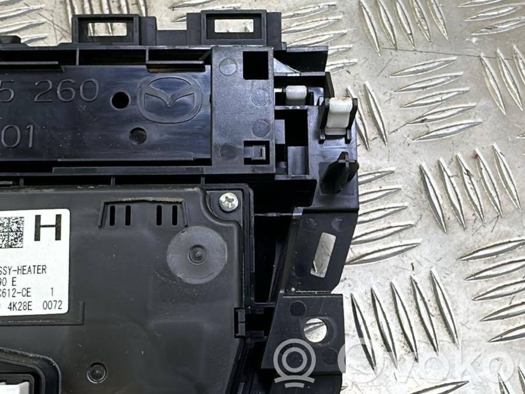Mazda 3 III Climate control unit 