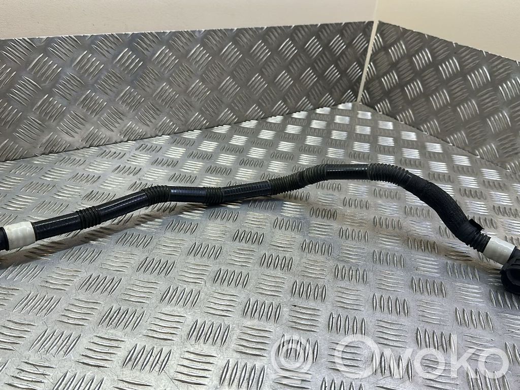 Tesla Model 3 Engine coolant pipe/hose 