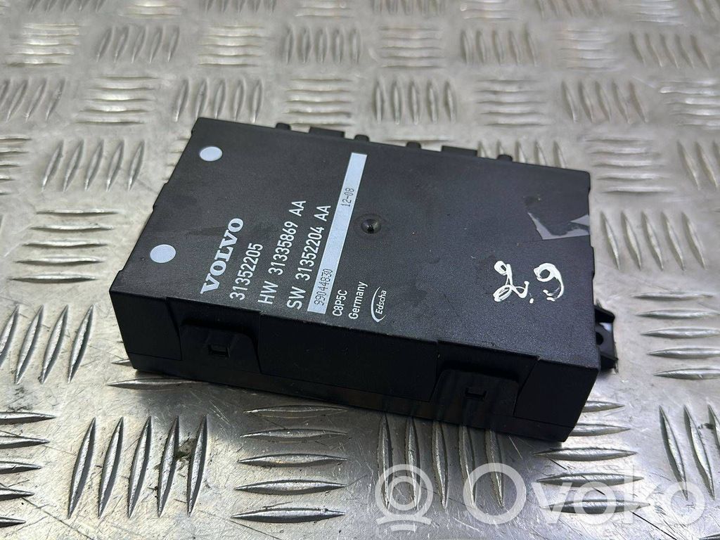 Tailgate/trunk control unit/module   31352205,31352204,31335869