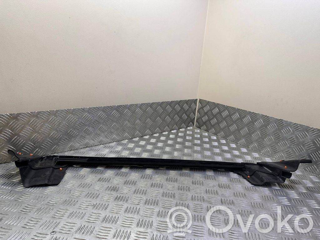 Tesla Model 3 Listwa / Uszczelka szyby drzwi tylnych 