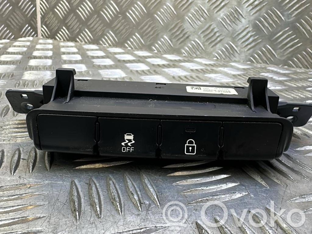 KIA Ceed Traction control (ASR) switch 