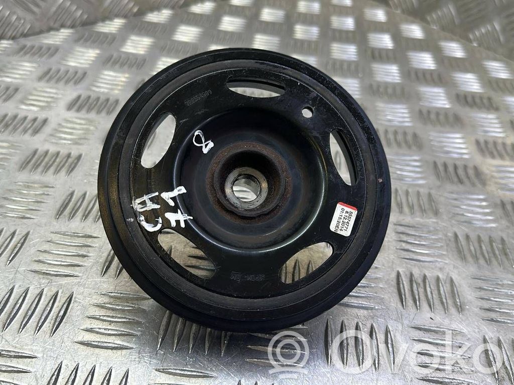Opel Astra J Crankshaft pulley 