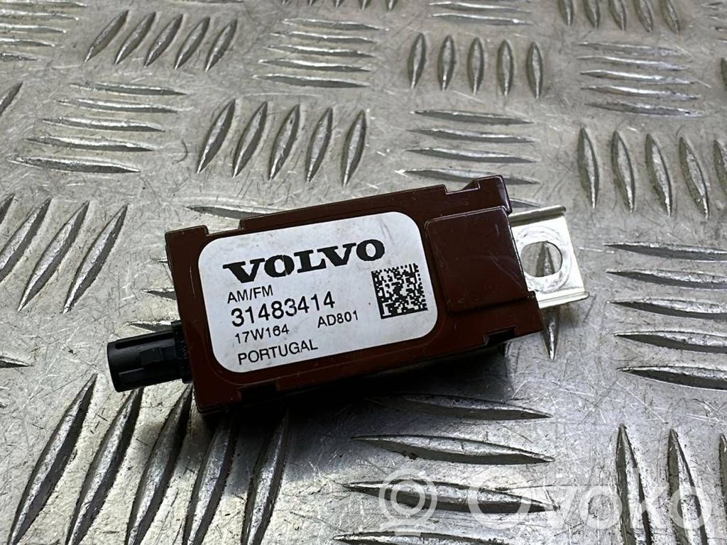 Volvo S90, V90 Antenos stiprintuvas 