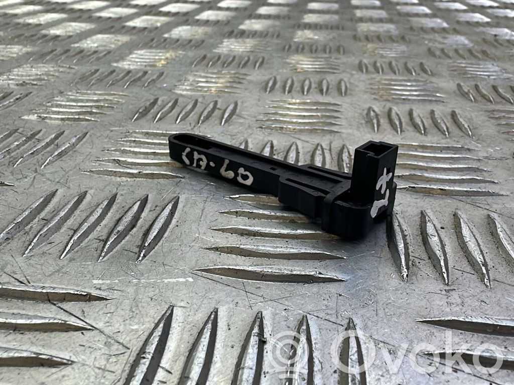 Interior temperature sensor   100334,116287771