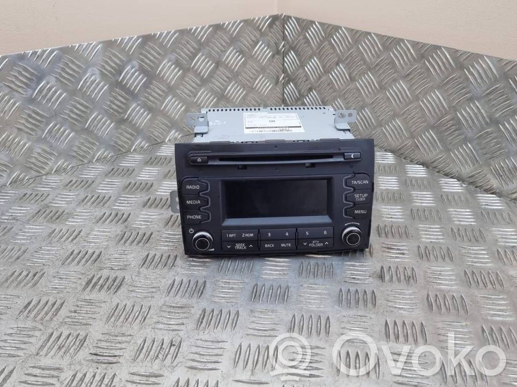KIA Sportage Panel / Radioodtwarzacz CD/DVD/GPS 