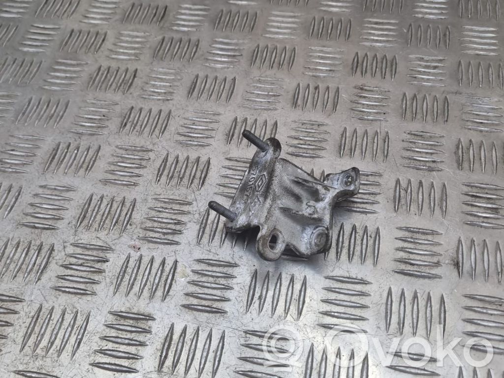 Renault Kadjar Engine mounting bracket 