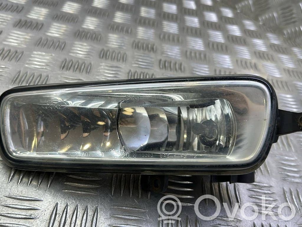 Ford Focus Etusumuvalo 