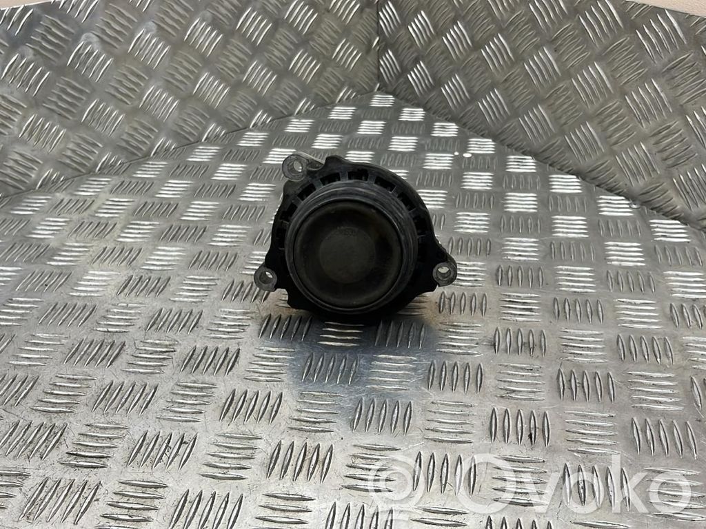 BMW X3 F25 Engine mount bracket 