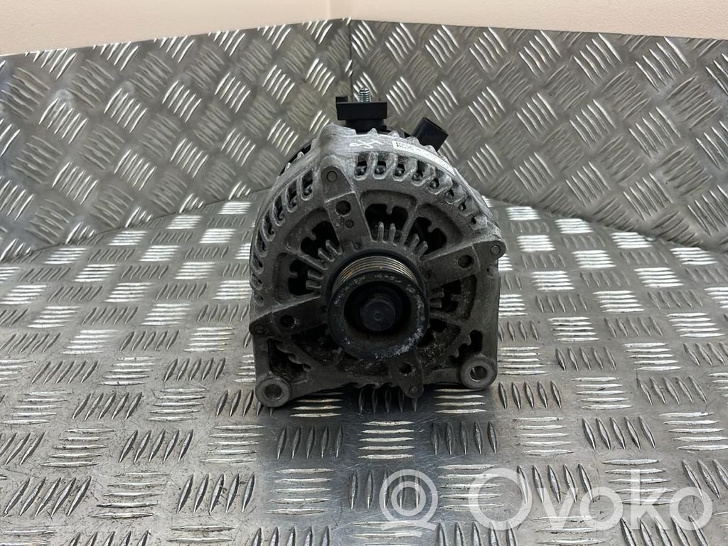 BMW X3 F25 Ģenerators 