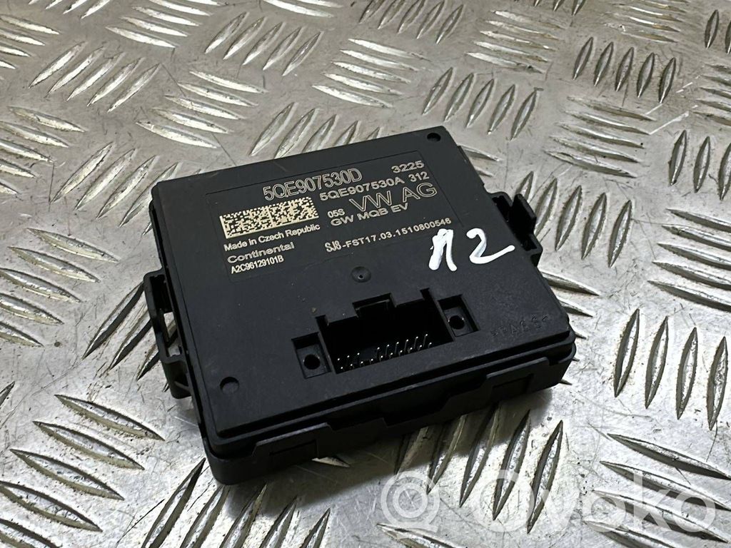 Audi A3 S3 8V Gateway control module 