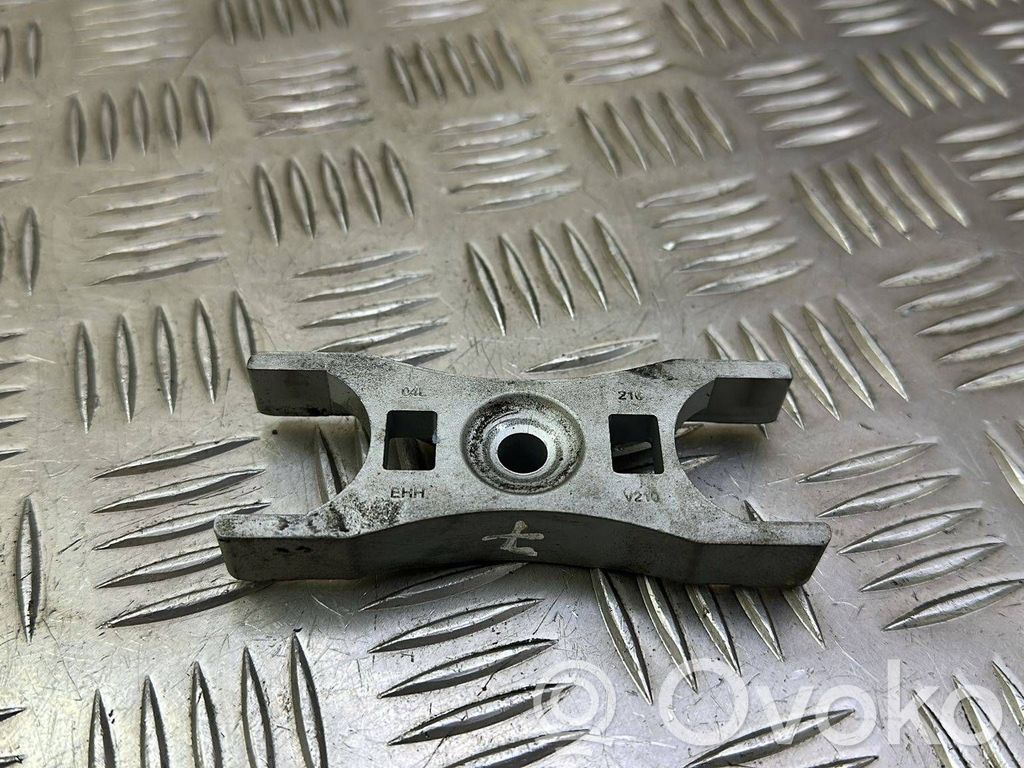 Skoda Superb B8 (3V) Fuel Injector clamp holder 