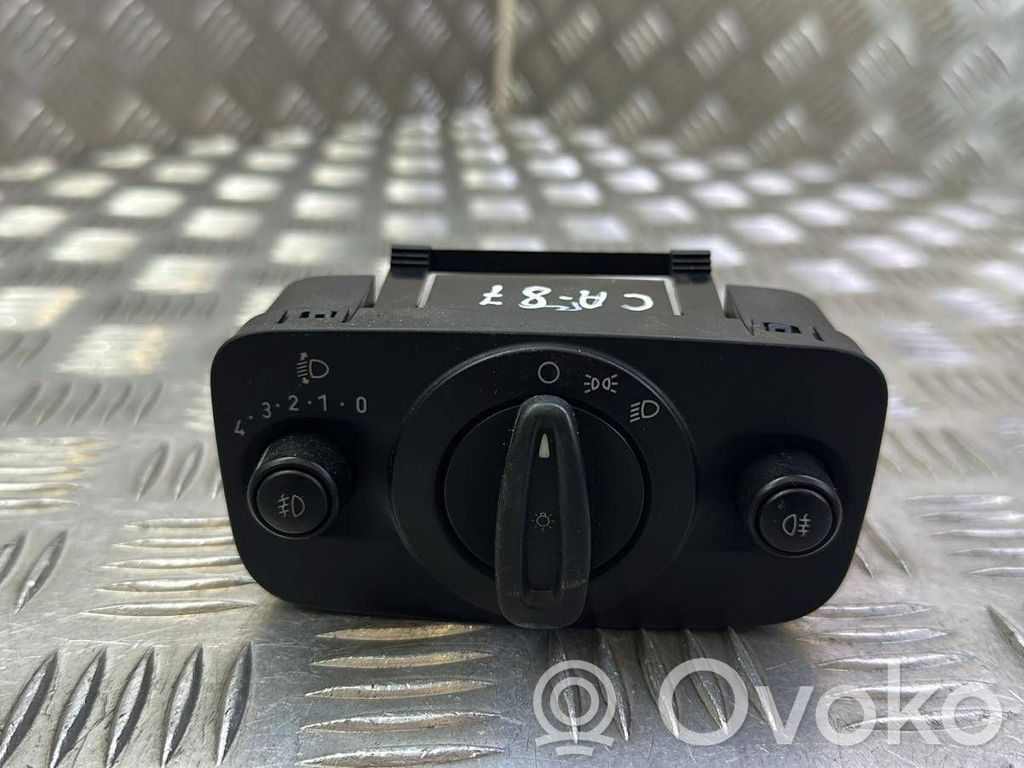 Ford Ecosport Light switch 